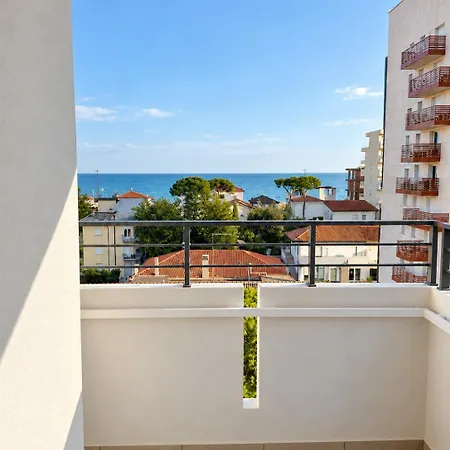 Apartment Altamarea The Level *